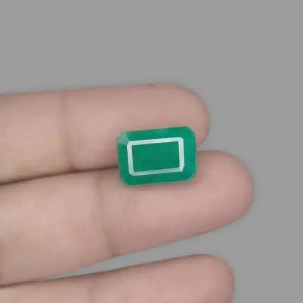 Emerald - 9.27 Carat - Image 2